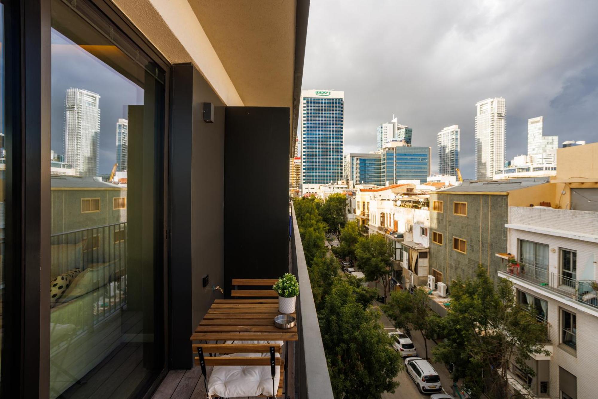 Herzl Luxury Hotel By Nimizz Tel Aviv Buitenkant foto