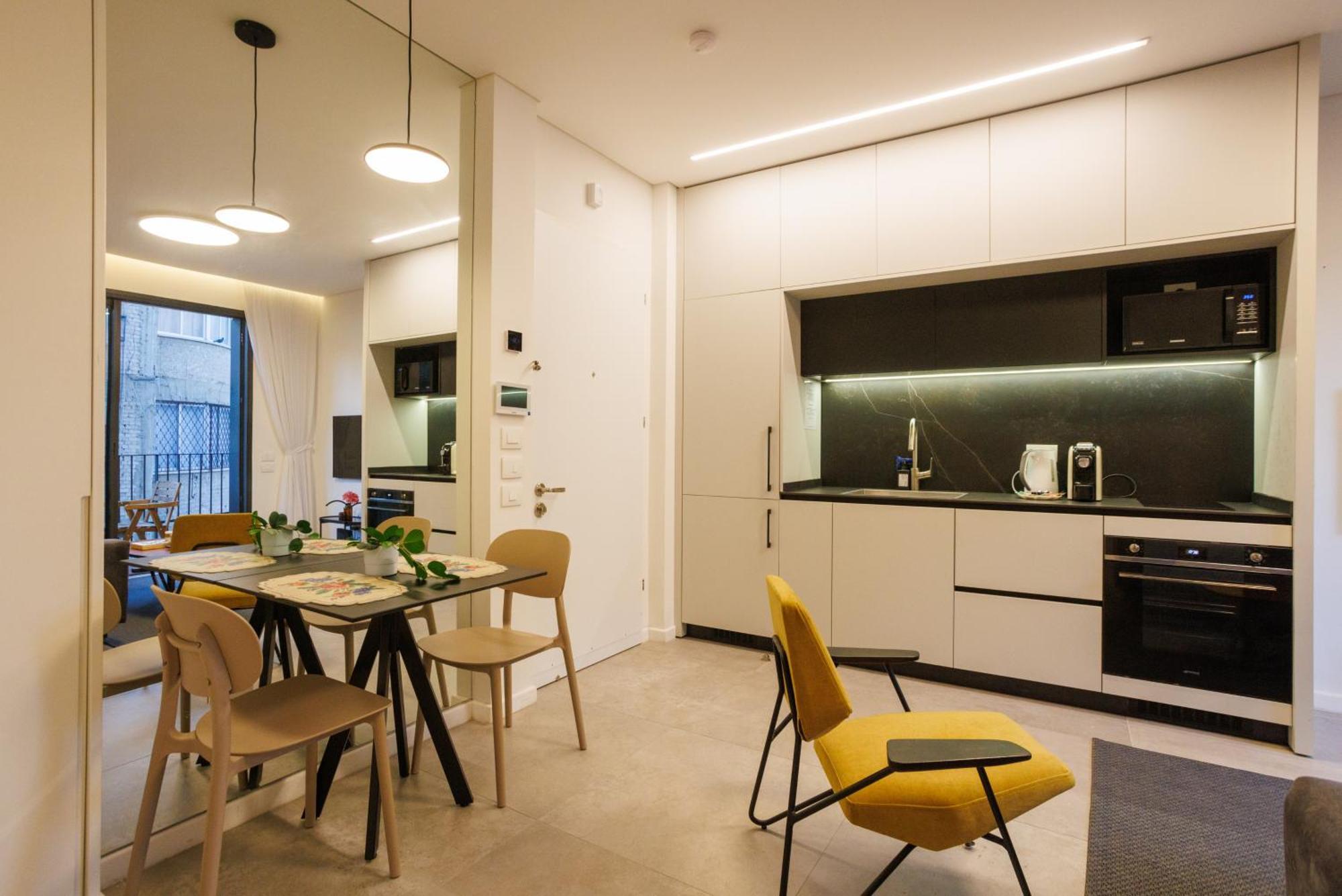 Herzl Luxury Hotel By Nimizz Tel Aviv Buitenkant foto