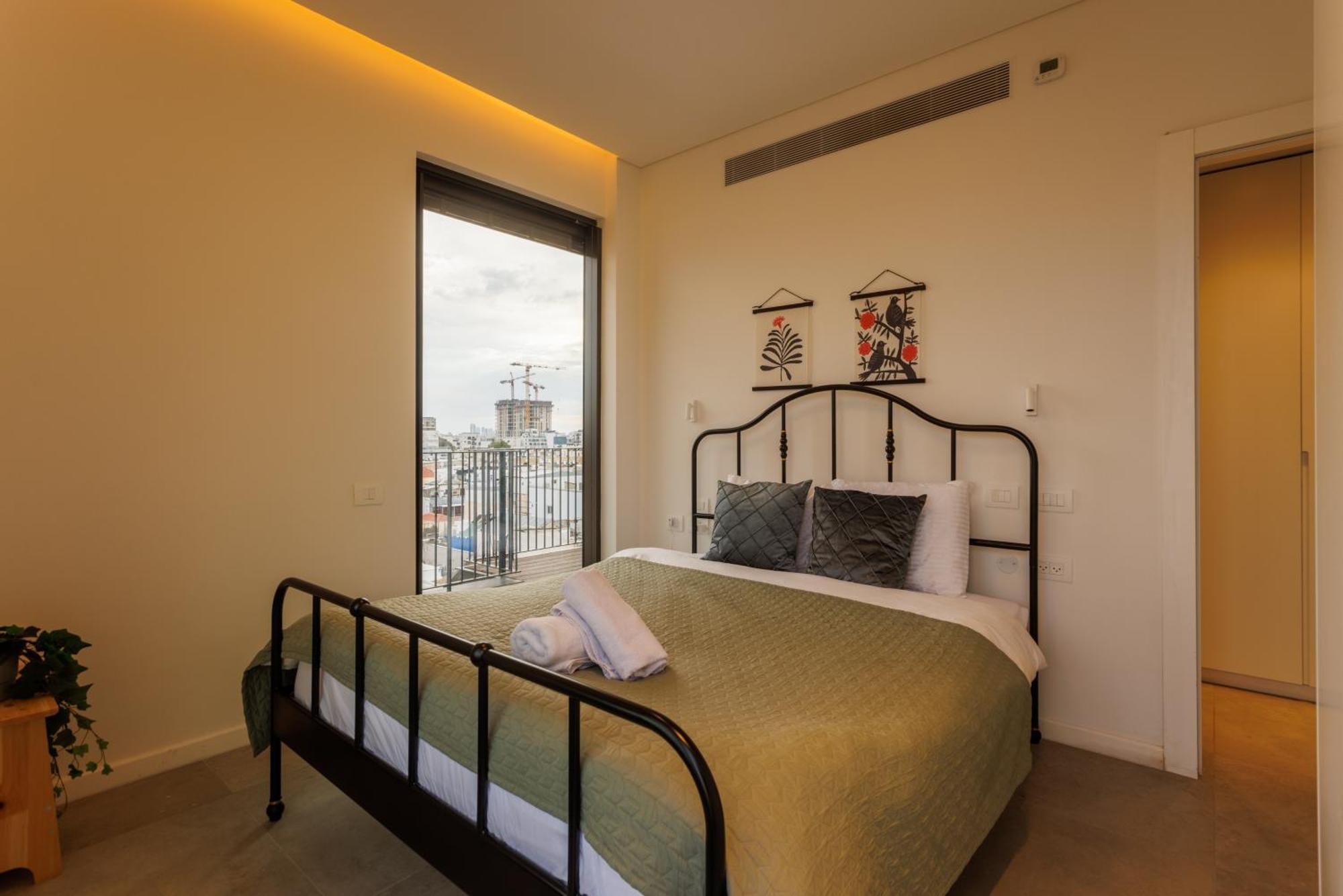 Herzl Luxury Hotel By Nimizz Tel Aviv Buitenkant foto