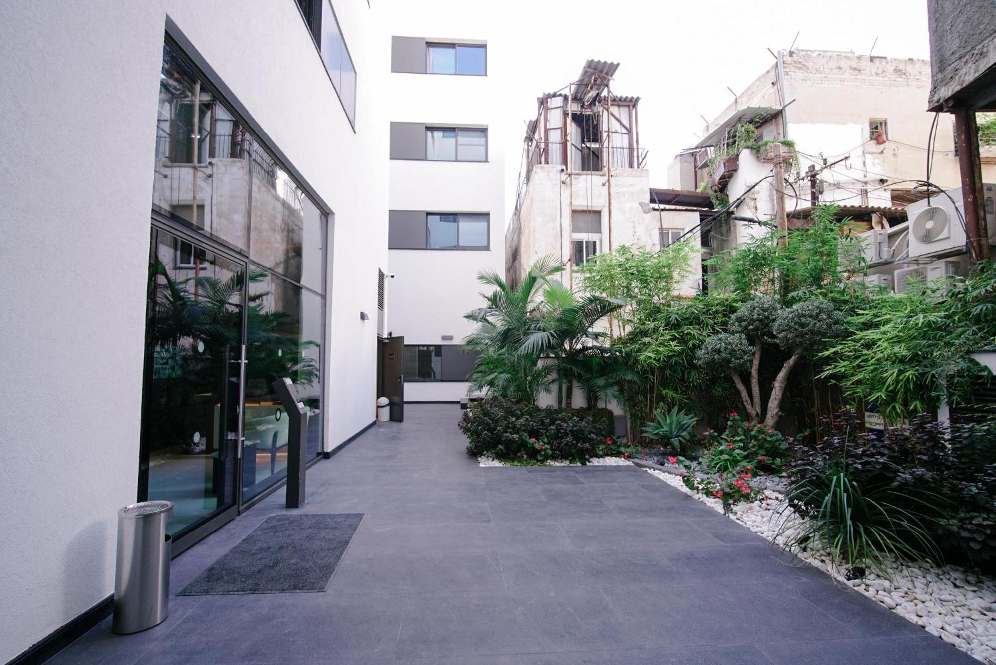 Herzl Luxury Hotel By Nimizz Tel Aviv Buitenkant foto